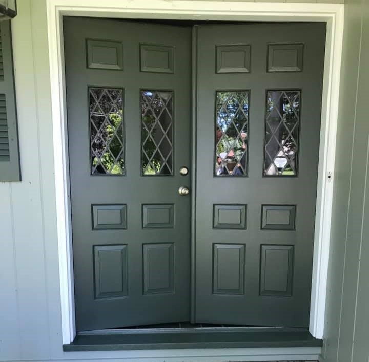 How to Paint a Front Door?