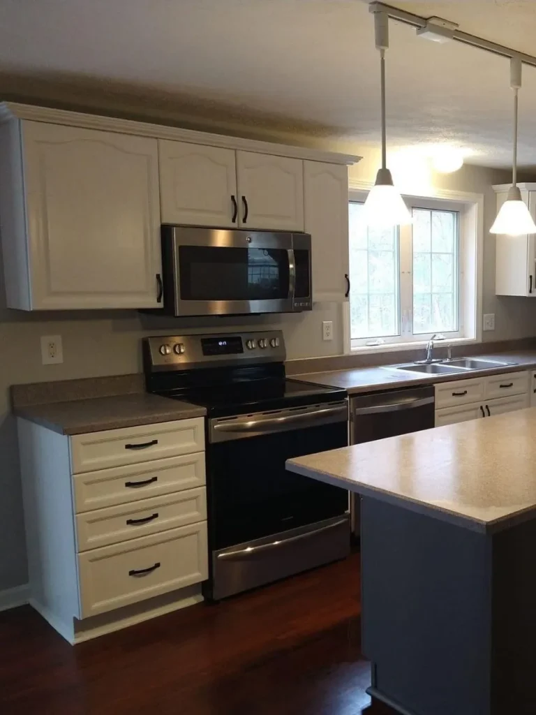 Painters In Cleveland, Ohio How to Strip and Repaint Wood