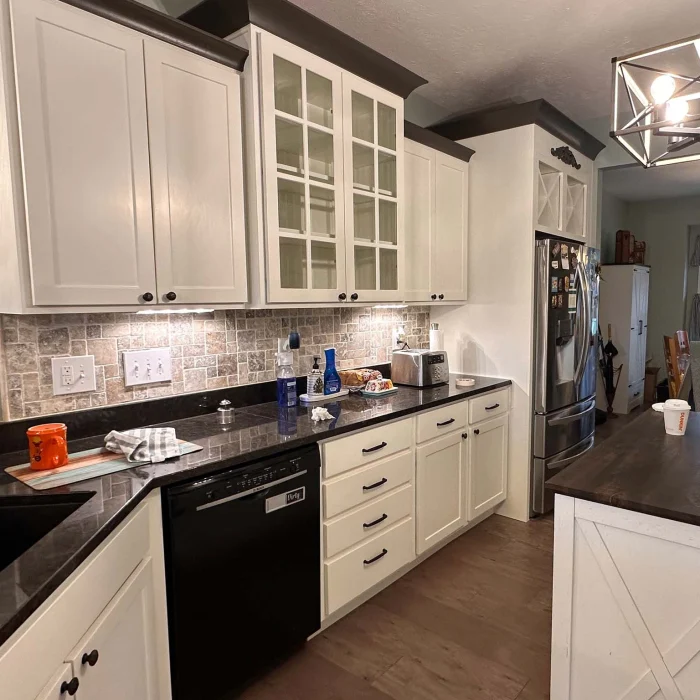 Cabinet Painter in Cuyahoga County